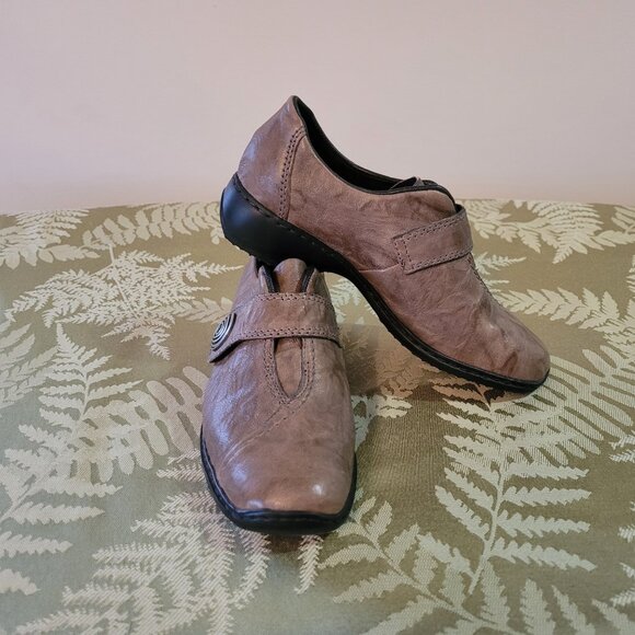 Rieker Shoes - Picture 5 of 7